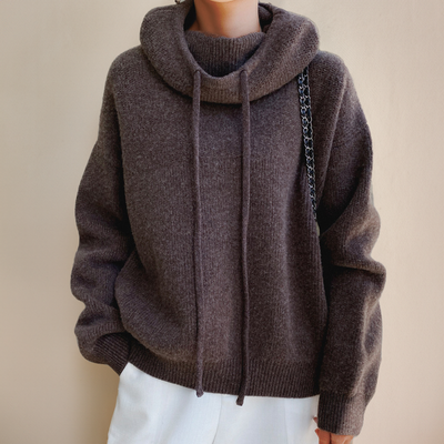 Lia - Elegant High Neck Sweater