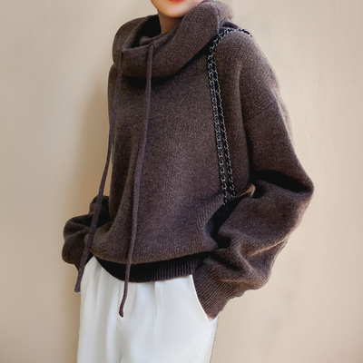 Erin | Elegant High-Neck Sweater